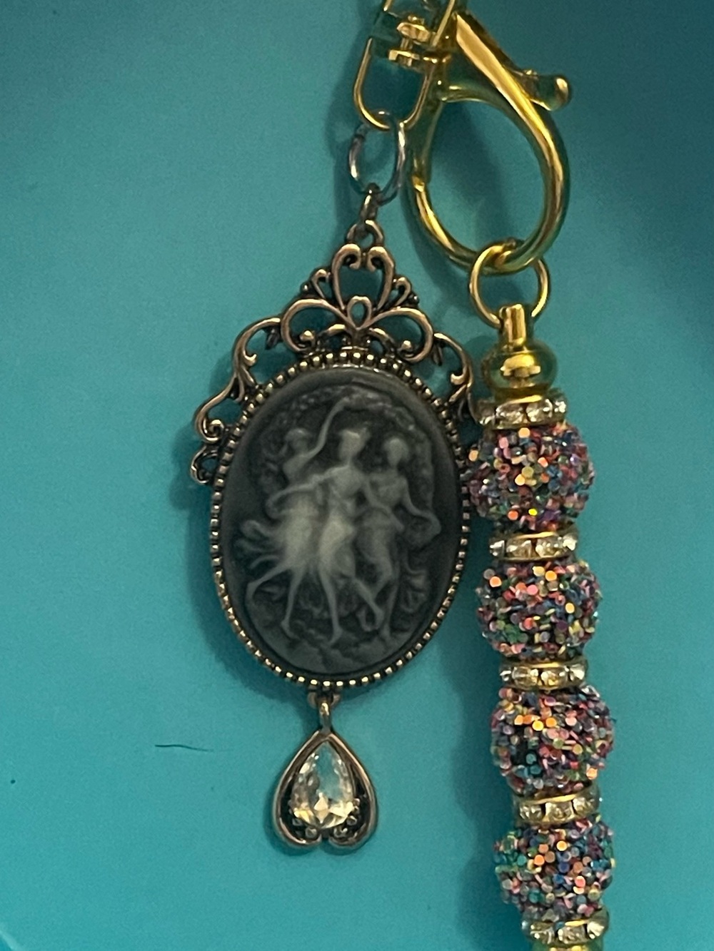 Vintage-Style Black Cameo Key & Card Holder with Gold Hardware